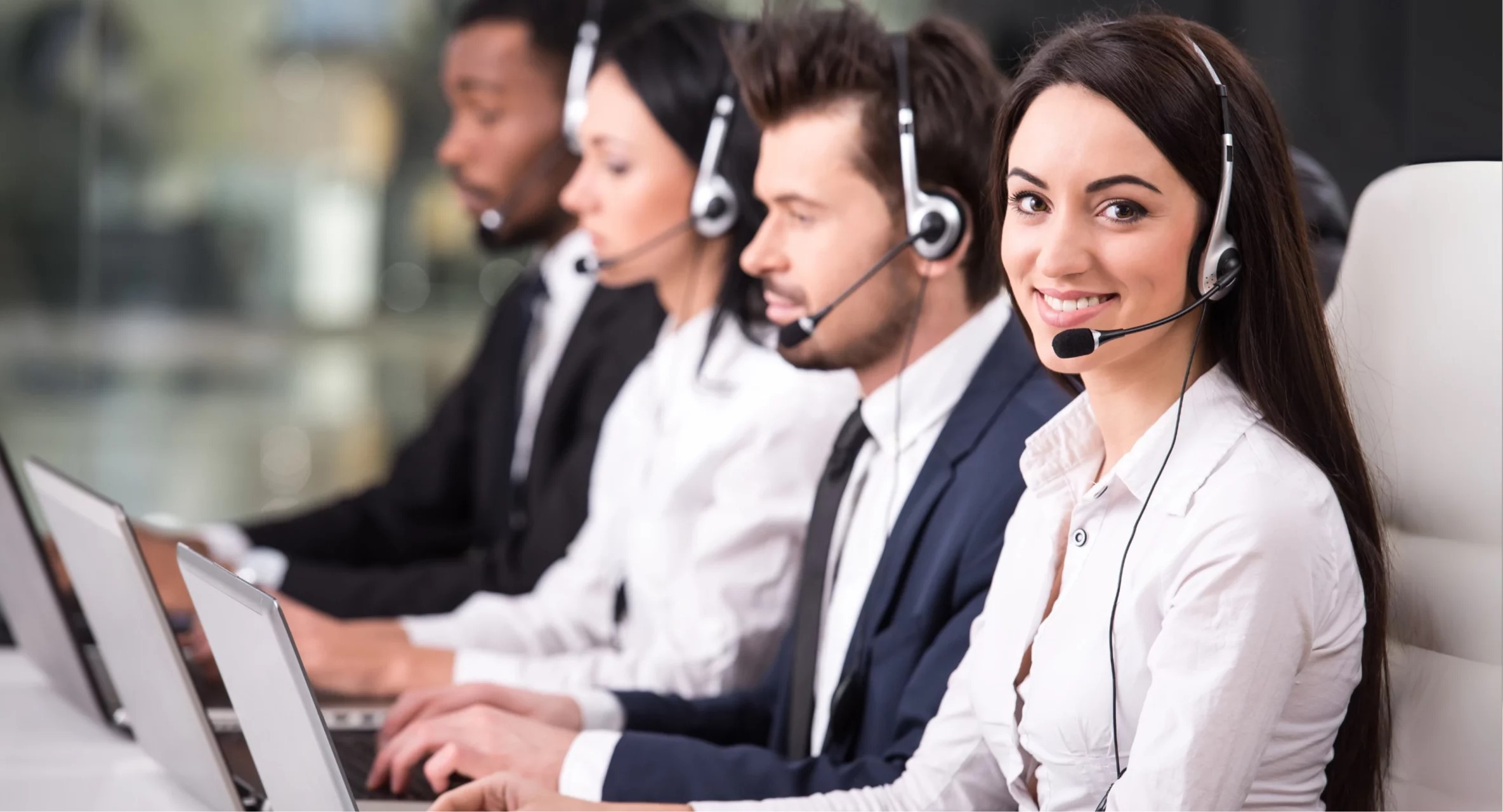 Empleado de centro de contacto
